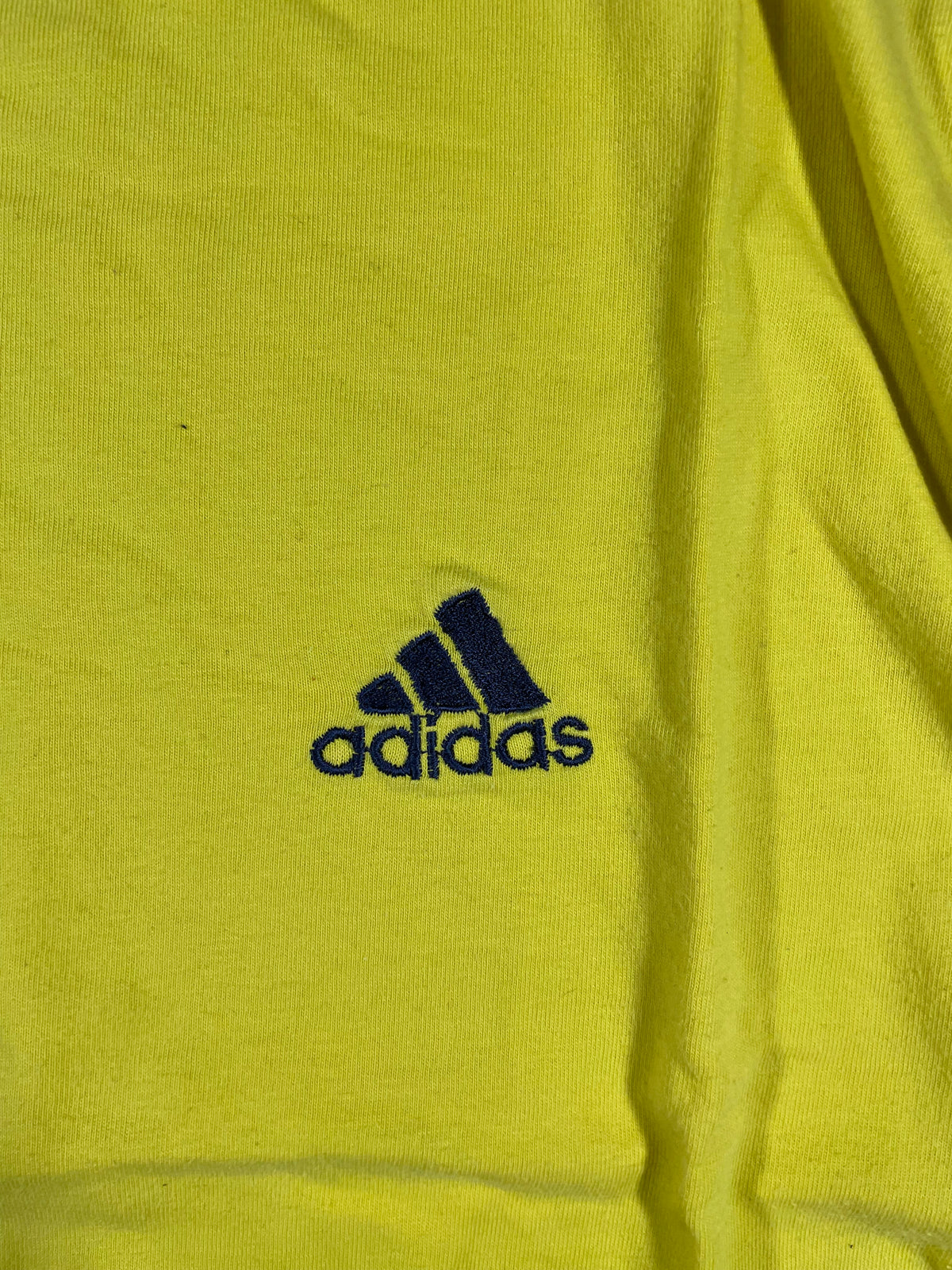 XL-Vintage Adidas three Stripes T-shirt