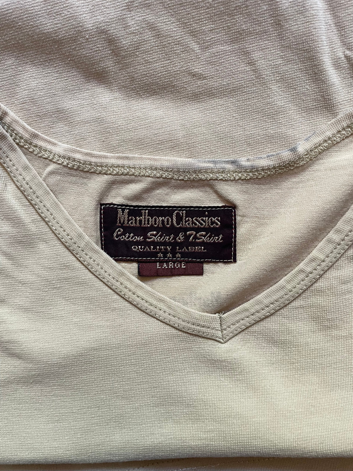 Vintage Marlboro Classics T-Shirt L