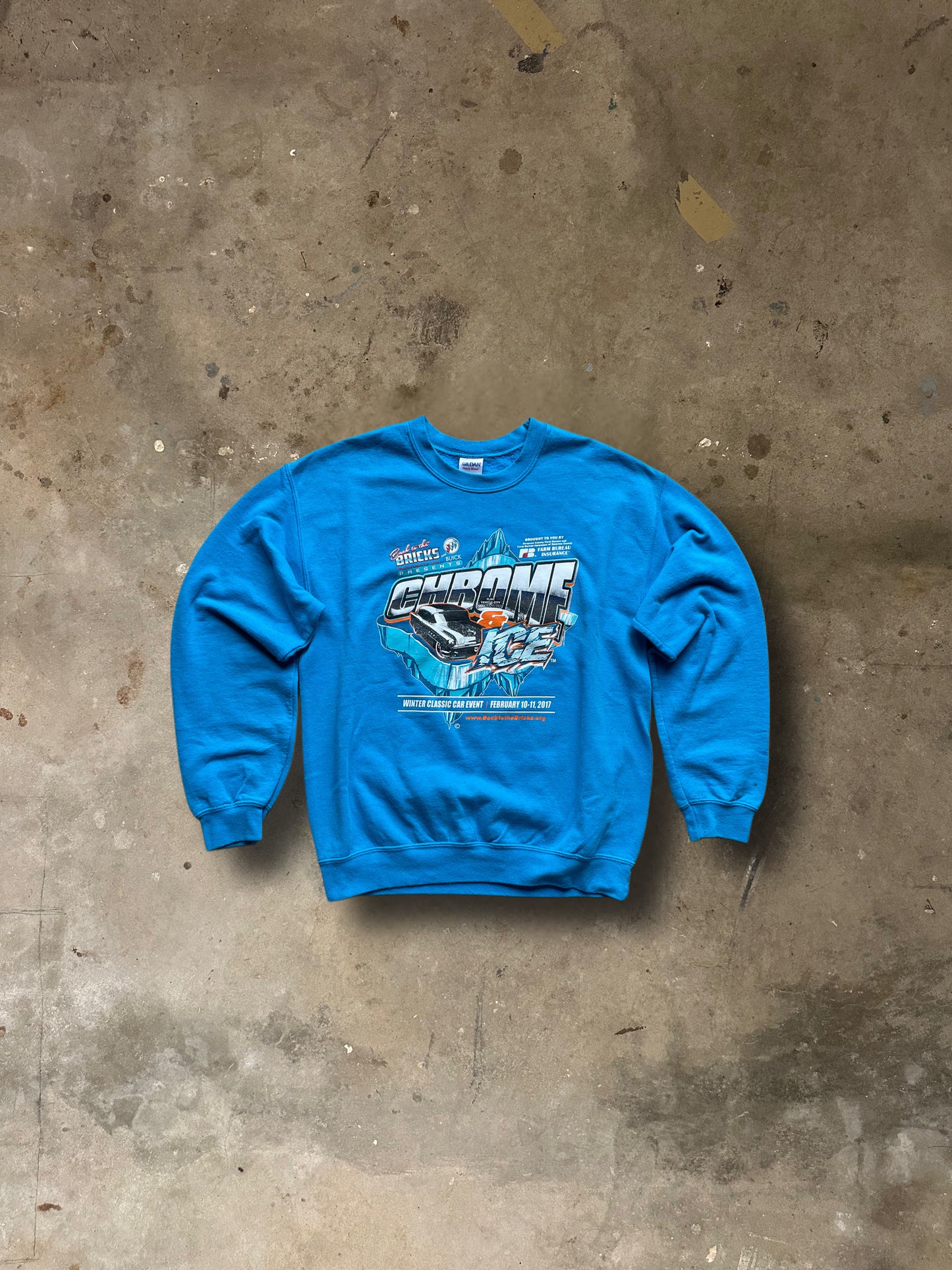 Racing Graphic Sweatshirt Blue – Vintage Motorsport Crewneck -L