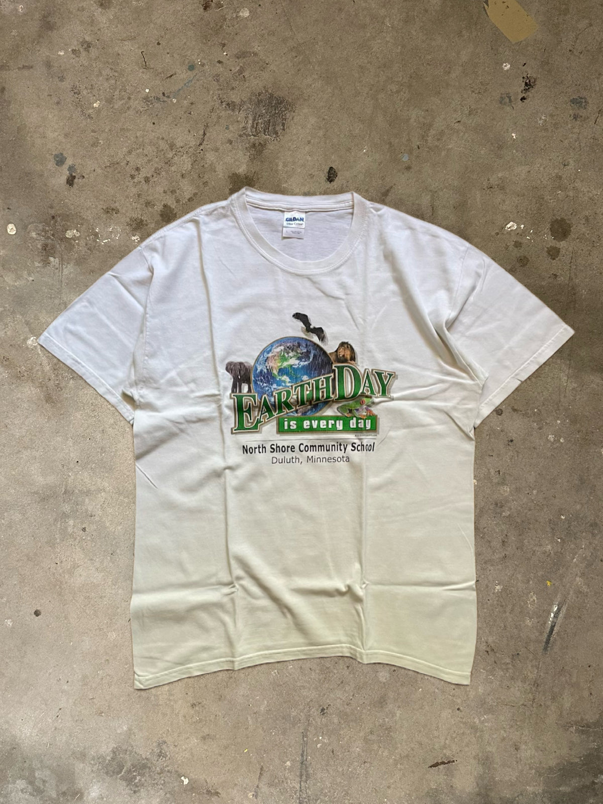 EarthDay is every day T-shirt-2000er Vintage-L